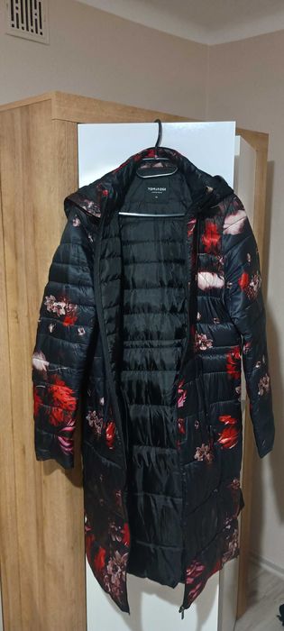 Kurtka damska długa pikowana w kwiatki