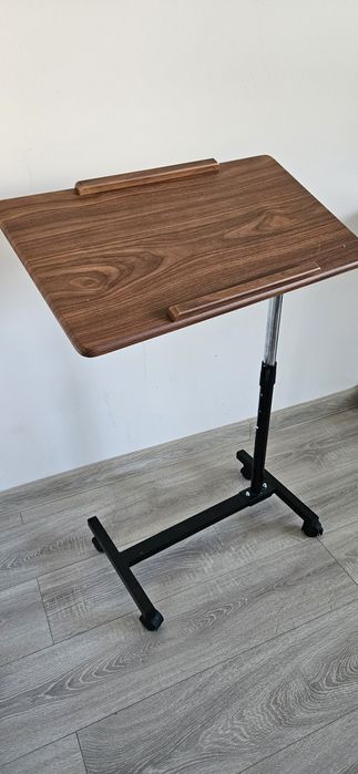 Stolik pod laptopa, mobilny Tatkraft Gain, biurko do kanapy, regulowany