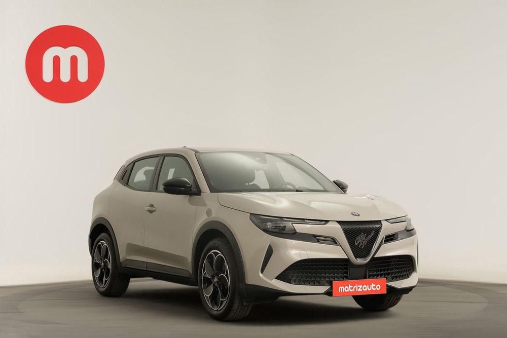 Alfa Romeo Junior Elletrica 50 kWh