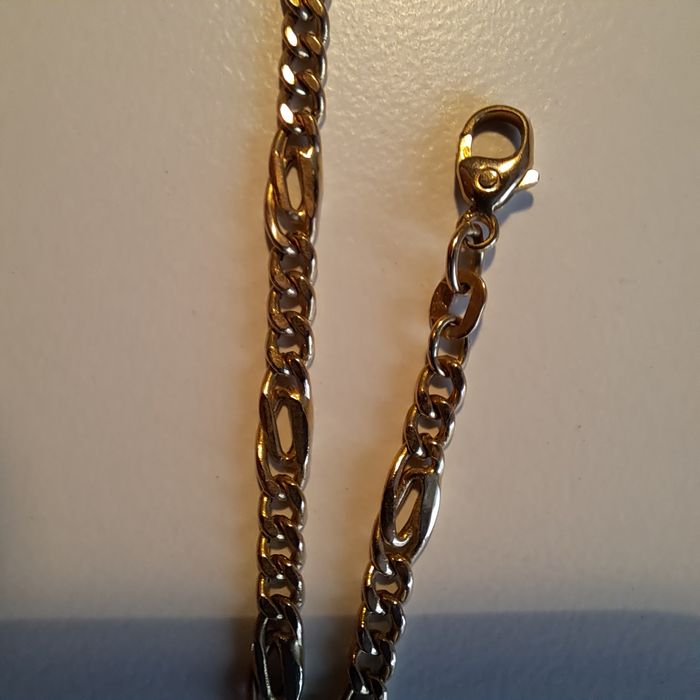 Złoty łańcuszek p.585