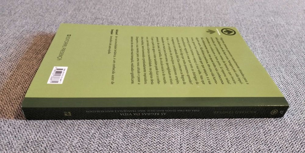 Livro "As Regras da vida" de Richard Templar.