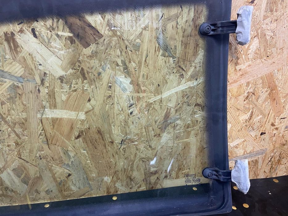 Vidros laterais de abrir SEAT 6k GTTDI