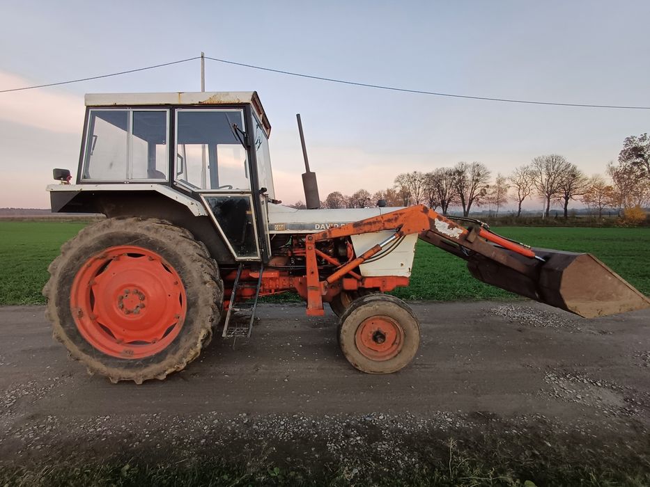 David Brown Case 1210 z turem