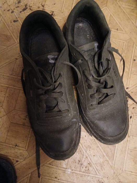 Продам ботинки мужские