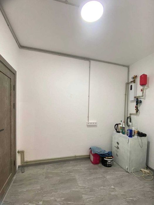 Оренда комерційного приміщення по вулиці Шухевичів