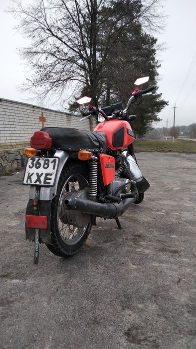 Продам мотоцикл іж плонєта 5 з мотоциклом іде ще один двигун