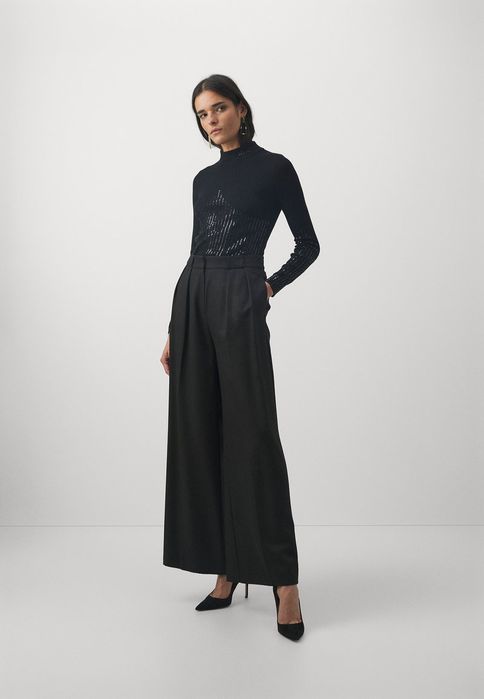 Sweter z cekinami Karl Lagerfeld S