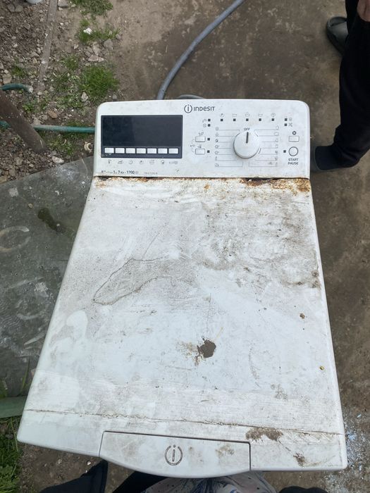 БУ Пральна машина з вертикальни завантаження INDESIT ITW E 71252 W (EU