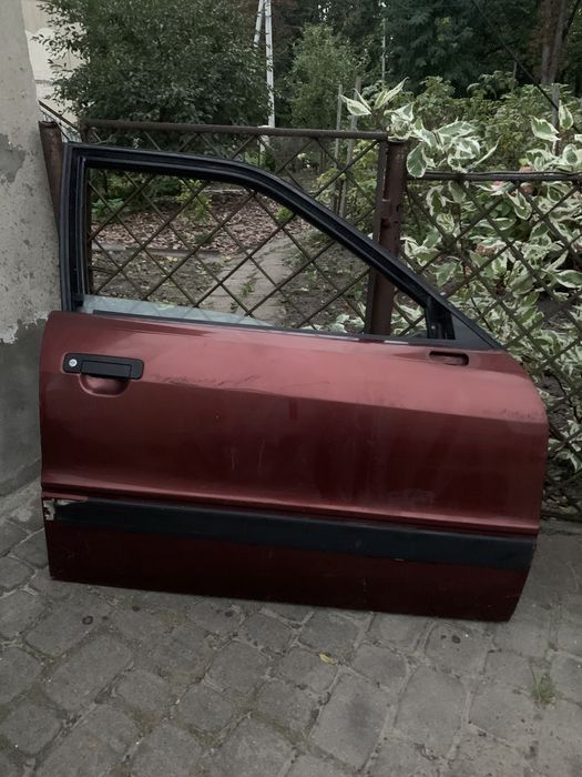 Двері до audi 80