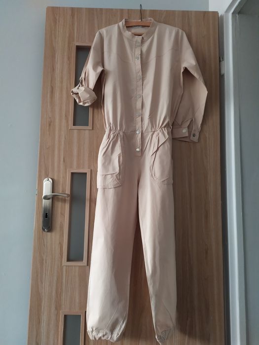 Kombinezon BLM By Love Me beżowy M cudo
