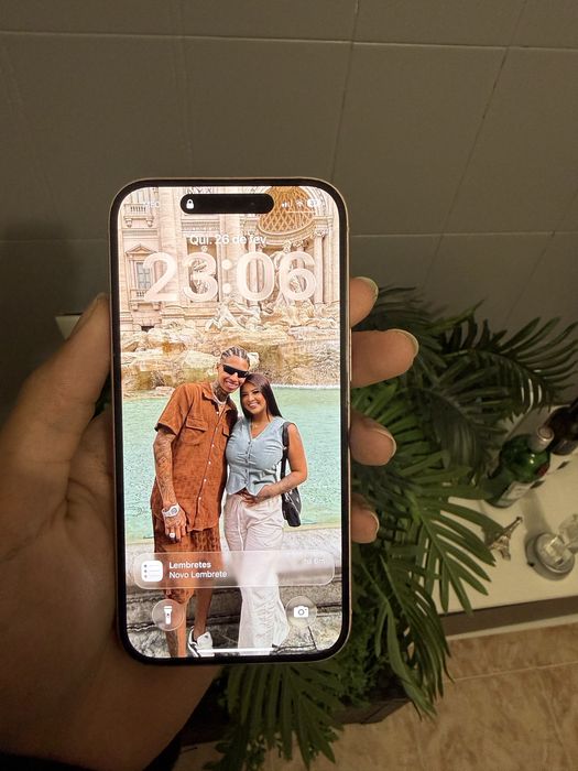 IPHONE 15 Rose 128gb