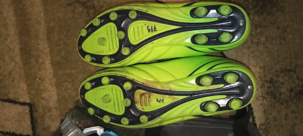 Бутсы футбольные Demix