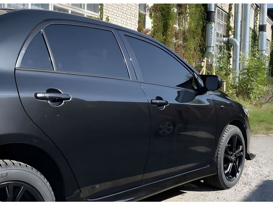 Toyota Corolla 2007-2013 рр. Накладки на дзеркала BMW-Style