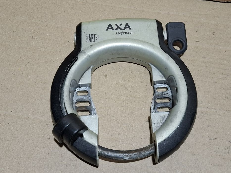 Zapięcie AXA Defender Blokada Koła Rowerowego Podkowa Gazelle itp.