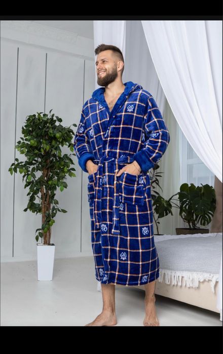 Чоловічі халати з капюшоном