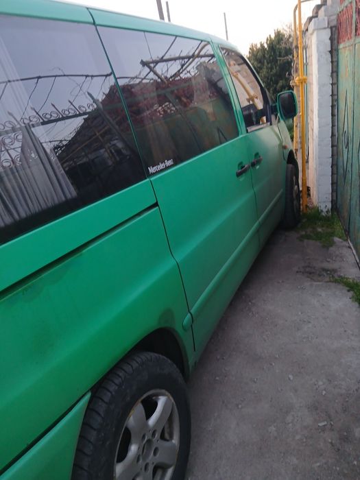 Мерс віто 2.2 сді