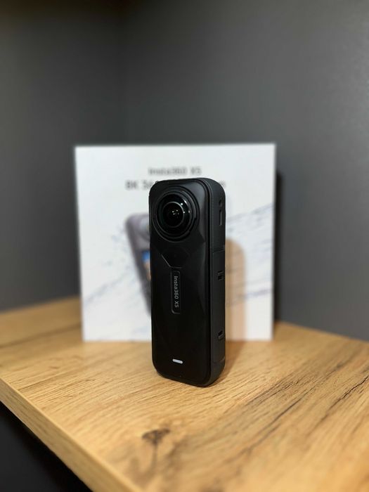 Нова Преміальна екшн-камера Insta360 X5 | 360° Action Camera