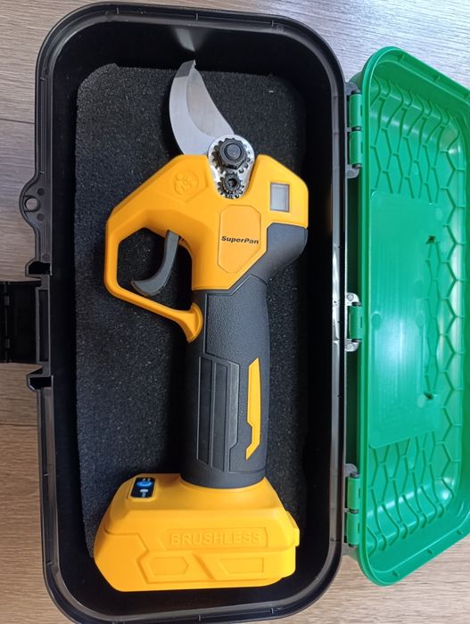 Сікатор з кейсом