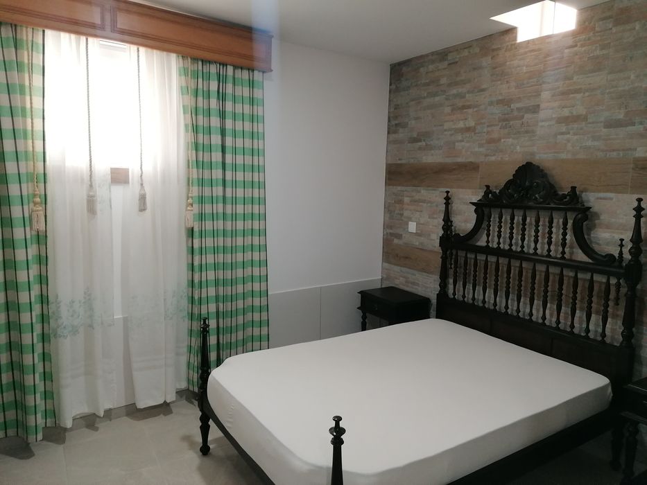 Quarto a arrendar, WC privado Rua Rio Novo 313 Santa Maria da feira