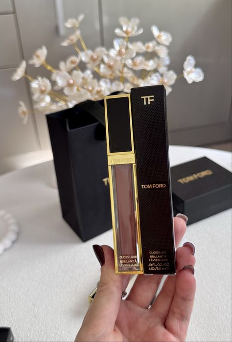 Блиск Tom Ford Gloss Luxe Lip Gloss