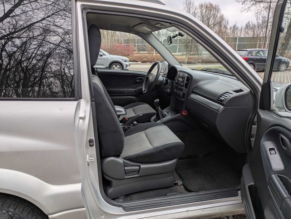 Suzuki Grand Vitara, 2004, 1.6 benzyna + LPG, 3-drzwiowa