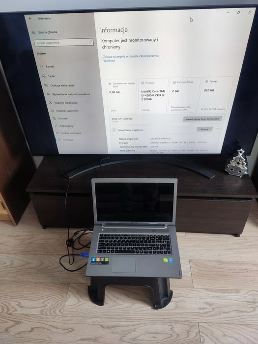 LENOVO Z 710 17,3" I5-4200 m 8 GB/ dysk 1 TB