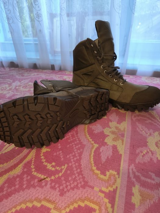 Берці 45 розмір демо