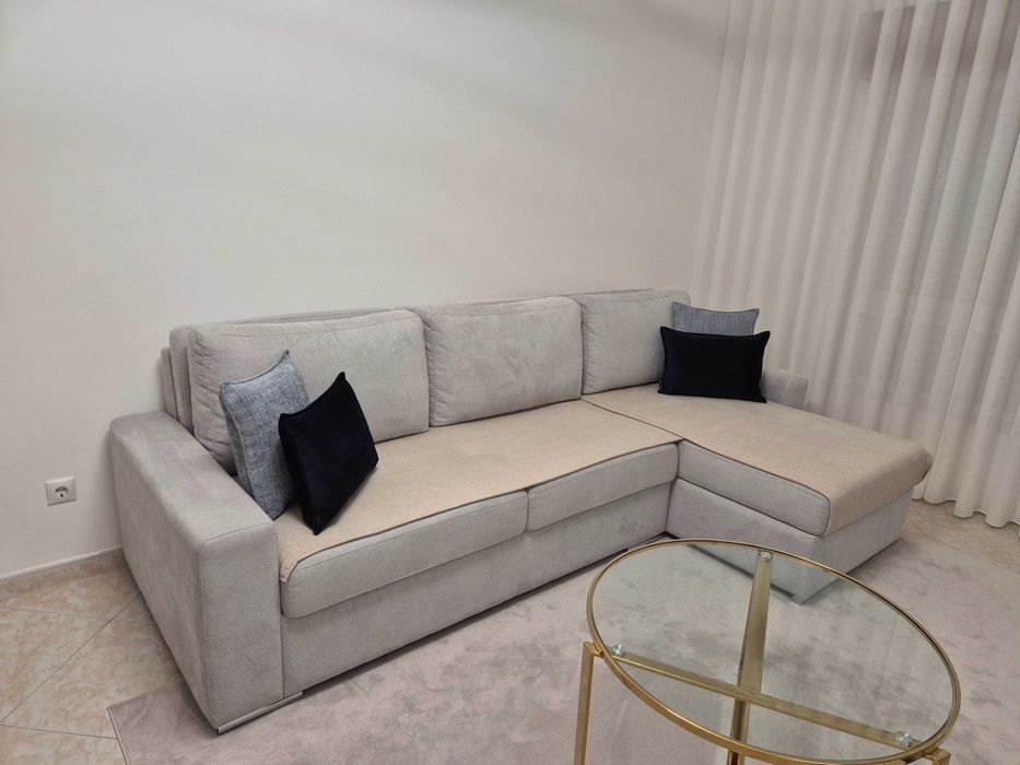 Sofá Logan com chaise