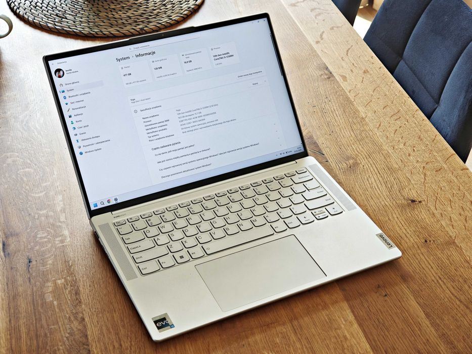 Lenovo Yoga Slim 7 ProX 14,5" IPS 3K 120Hz, i5-12500H, 16+512GB, W11