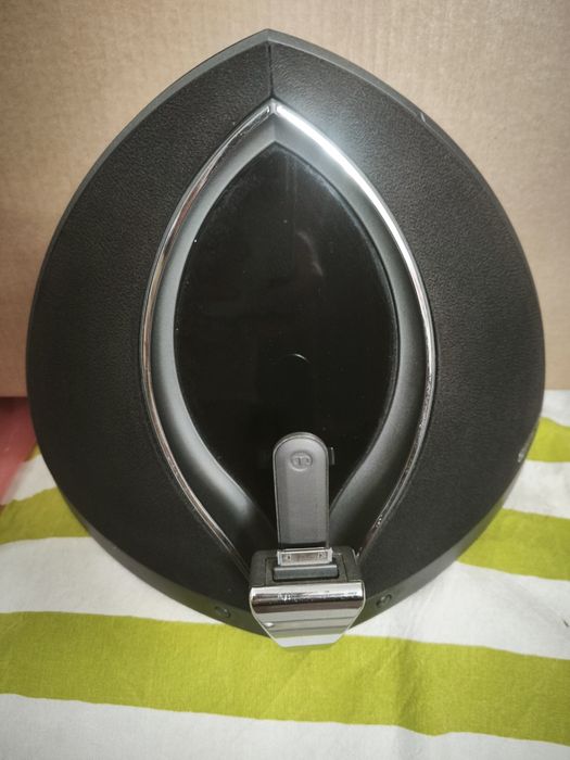 Coluna Monitor audio i dock