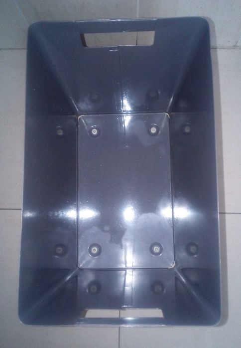 7Papeleiras (cestos p/ papéis/lixo) metálicas lacadas, a 25% do preço