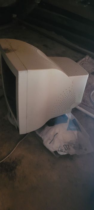 Системний блок в робочому стані, з якісними деталями