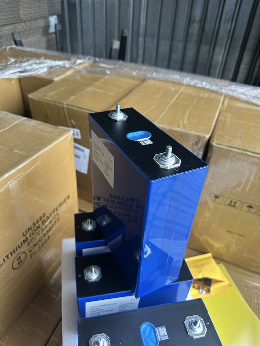 Одна комірка eve 280 та 314 ah LiFePO4  комірка еве  1 шт eve