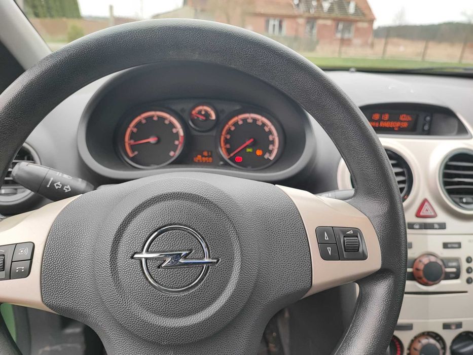 Opel corsa D 3d, 1.0, 125tys km