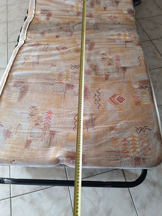 Cama dobrável de solteiro
