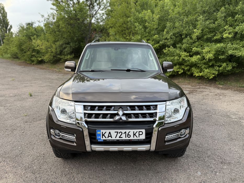 Mitsubishi Pajero  Wagon