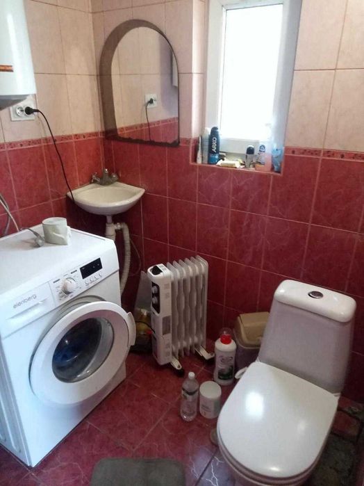 Продаж дачного будинку з ремонтом Завадів