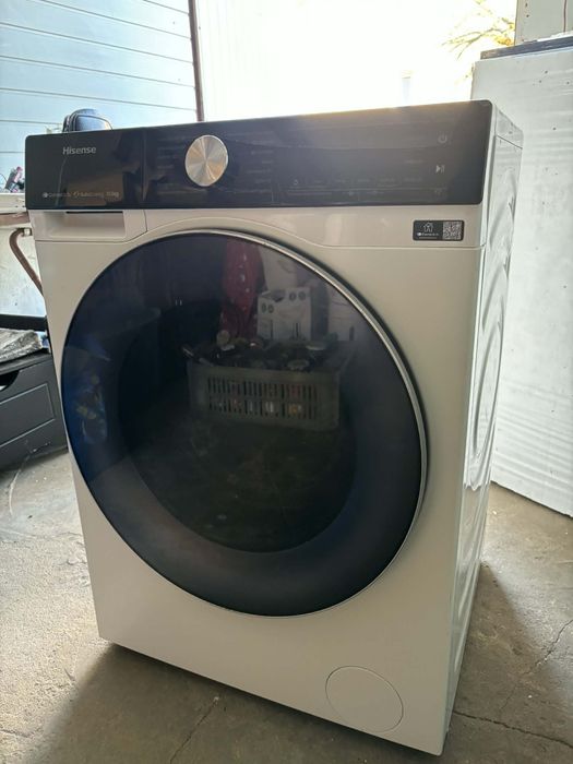 Pralka hisense prawie nowa 10,5 kg
