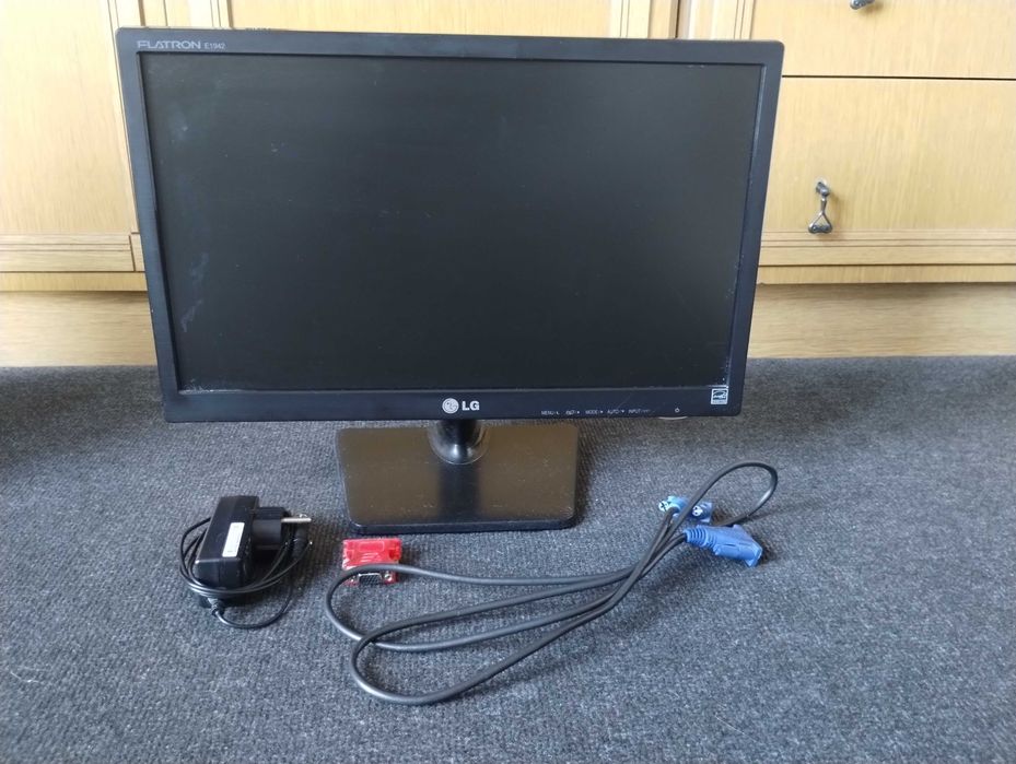 DELL OPTIPLEX 745 Intel Pentium D 3.00 GHz 4GB RAM DDR2 150GB