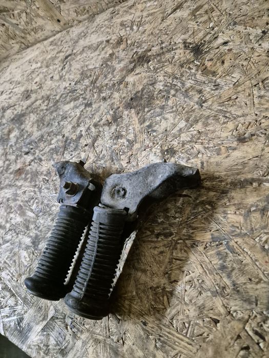 Podnóżki pasażera mz ts