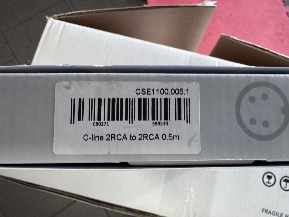 Kabel Chord Company C-line v2 (ARAY) - Interkonekt 2RCA 2xRCA  0.5m chinch Jak nowy