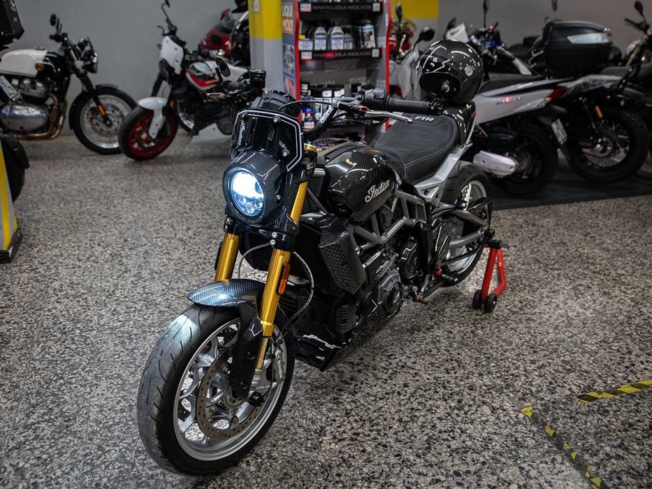 Indian FTR 1200 Carbon | Öhlins | Brembo | Remus | 120cv | Impecável