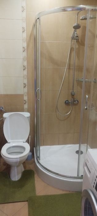 Pokoje dla firm cały dom!Do negocjacji.