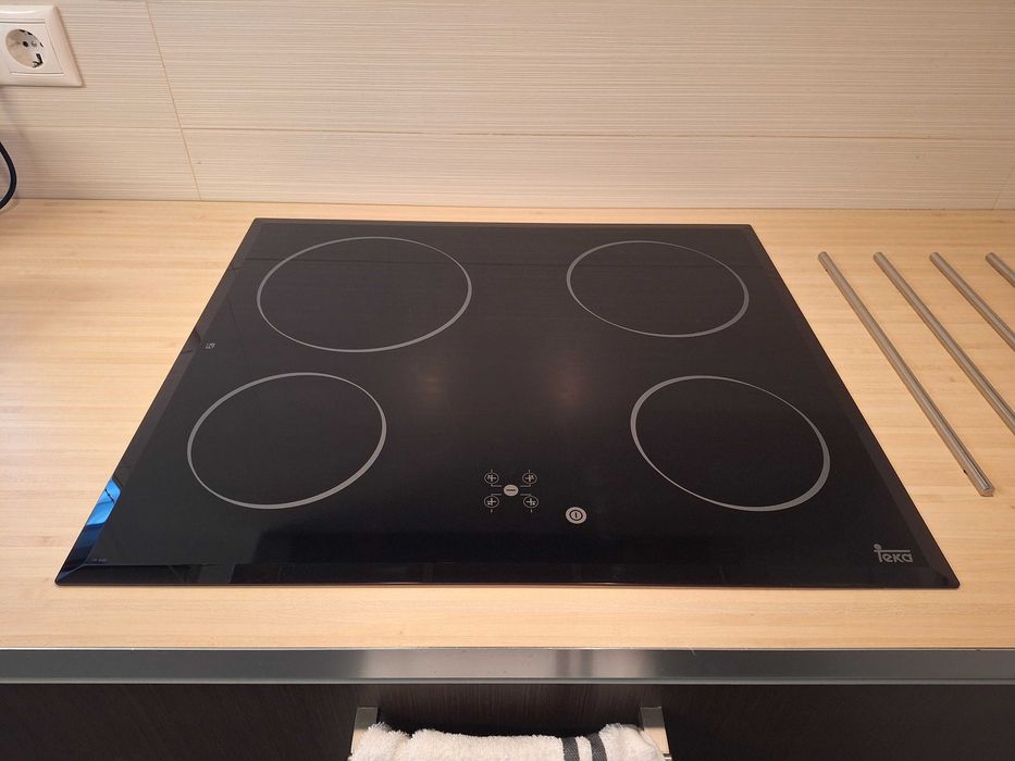 placa vitrocerâmica Teka modelo TR 600