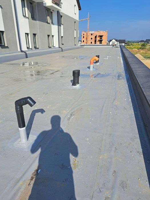 Dachy płaskie membrana pcv