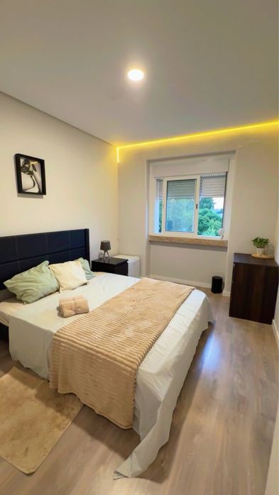 Quartos modernos e renovados em Penha de França – 650€/mês