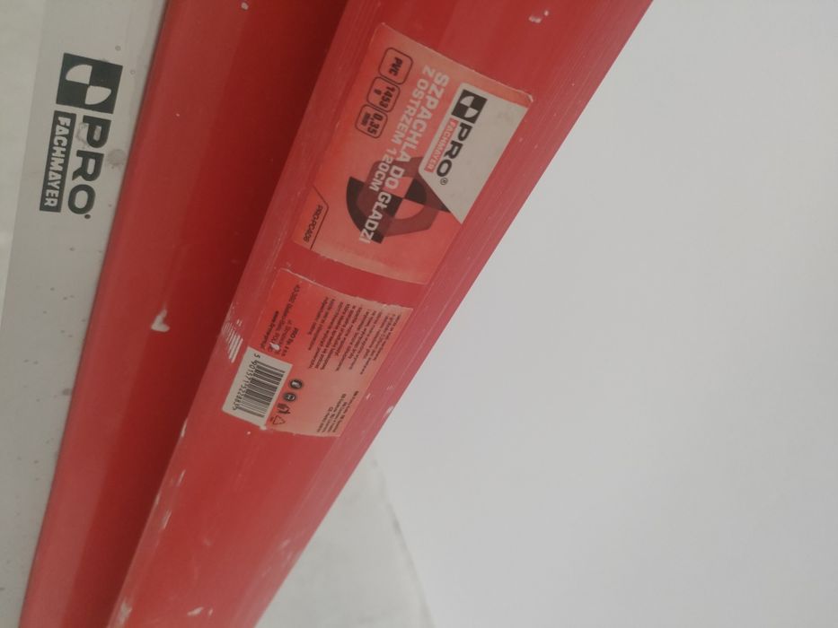 Szpachla do gładzi z ostrzem 120 cm