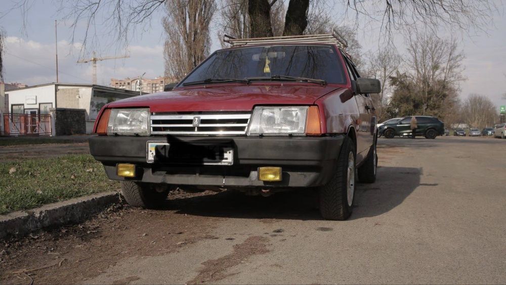 Продається ВАЗ 2109 Рік випуску: 1996 Пробіг: 17391 км Двигун: 1.5 л, газ/бензин