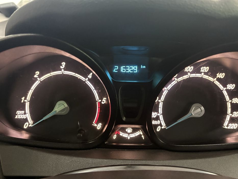 Ford Fiesta 1.5 tdci 2 lugares