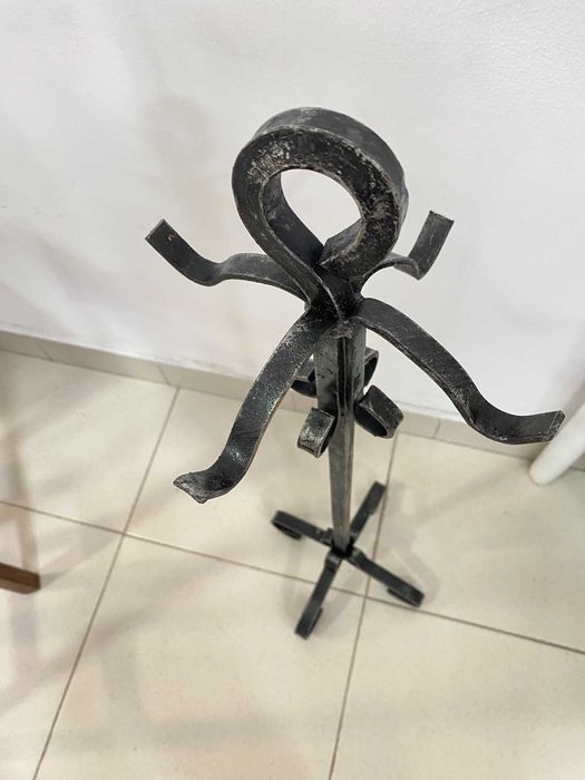 Suporte para utensílios de lareira